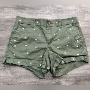 Women’s Old Navy Green Floral Embroidered Everyday Mid rise Shorts